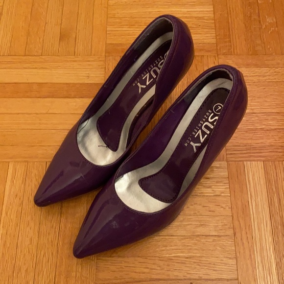 Purple Suzy Shier Pointed Toe Heels - Picture 2 of 3